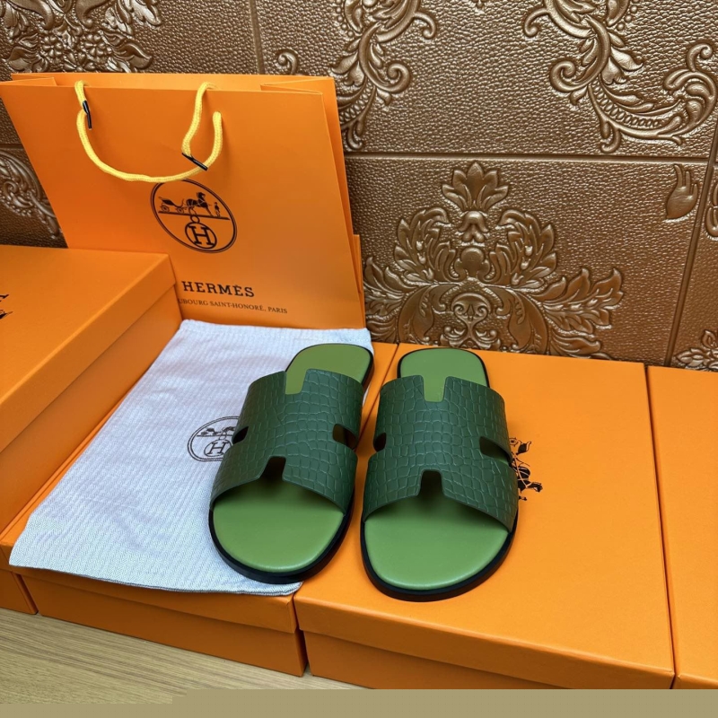 H**mes slippers